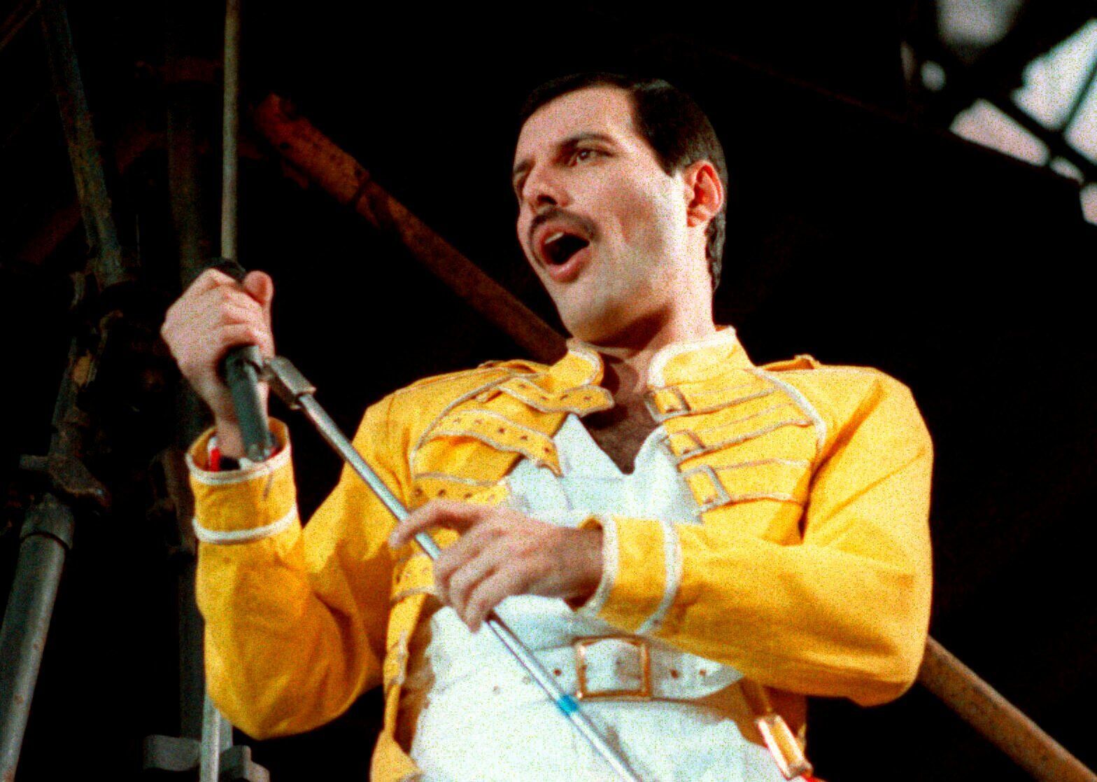 1991: Freddie Mercury